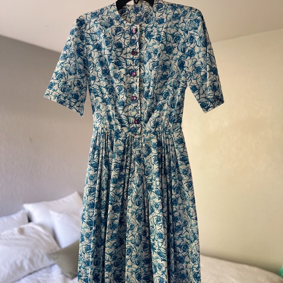 1950s belted Dress with floral print - Picture 7 of 8